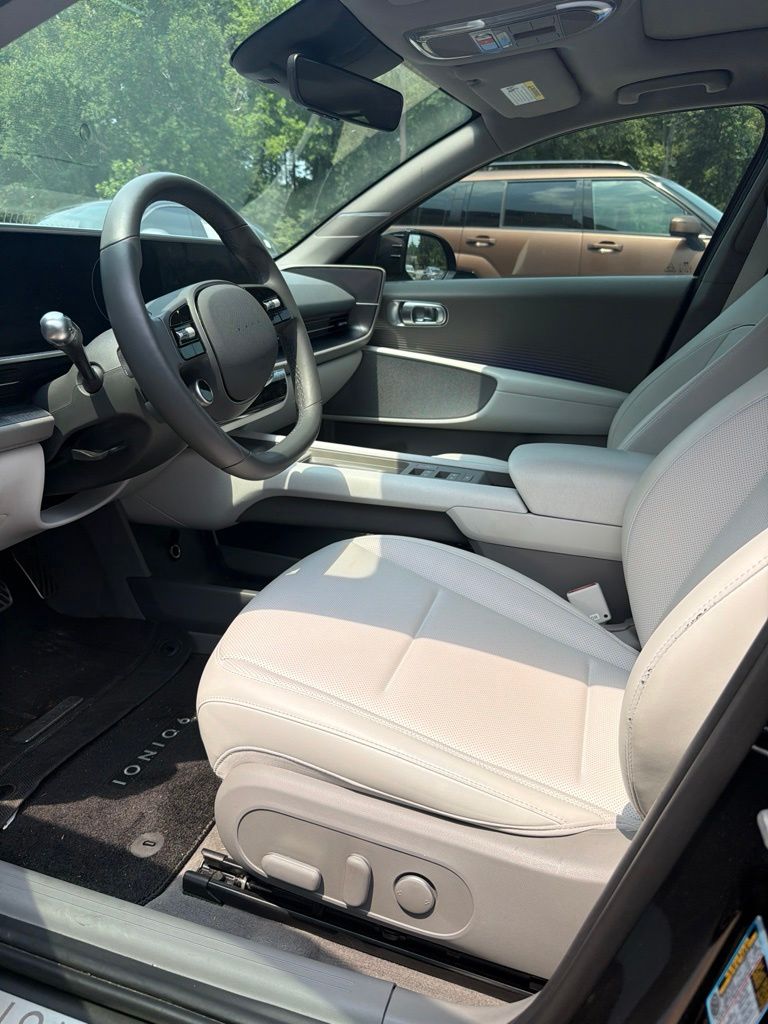 hyundai ioniq 6 2023 KMHM54AA4PA035383 image hyundai ioniq 6 2023 KMHM54AA4PA035383 image